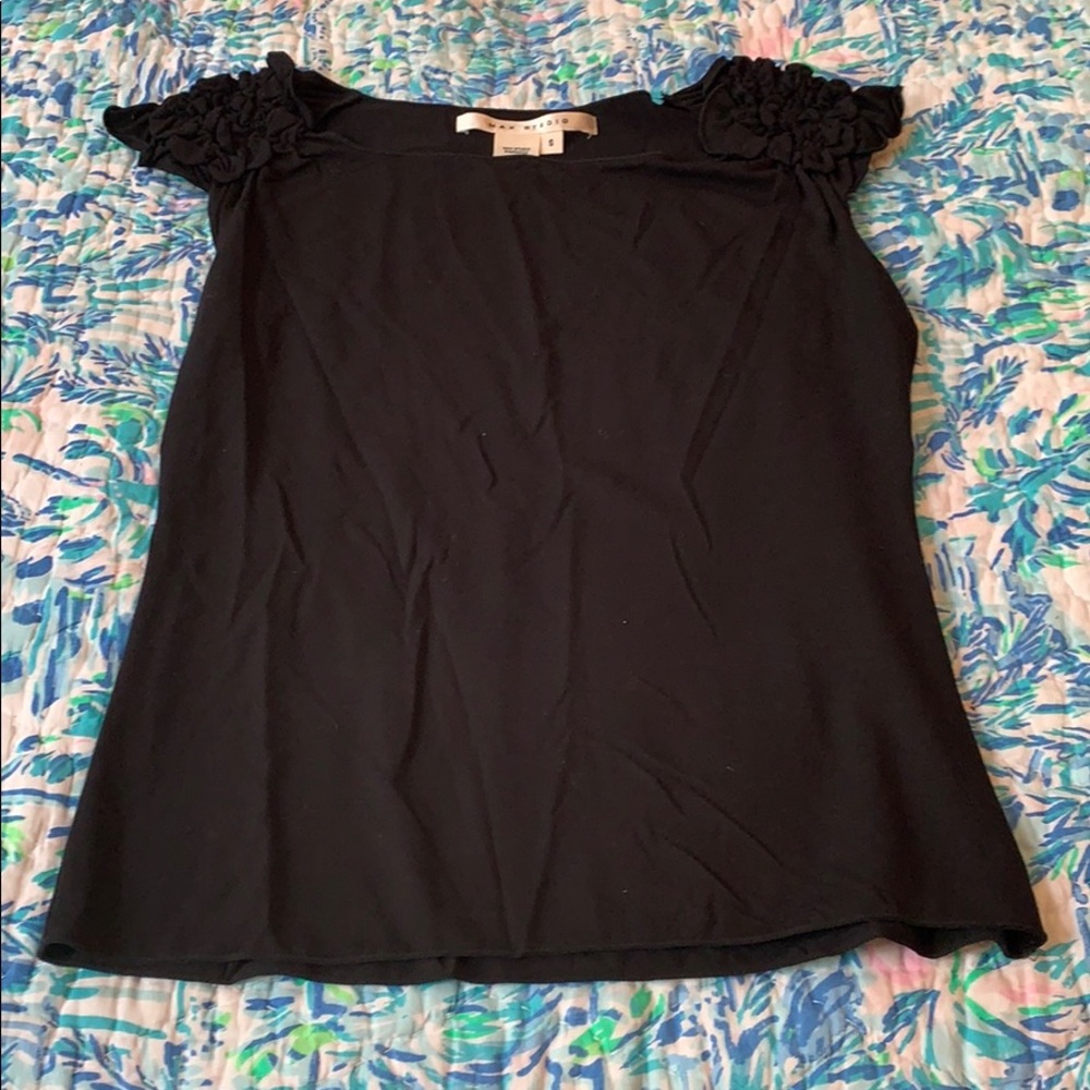 Black shirt